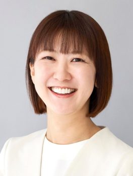 市議会議員　海老あやの